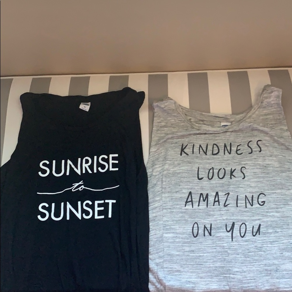 Old Navy tank bundle!!